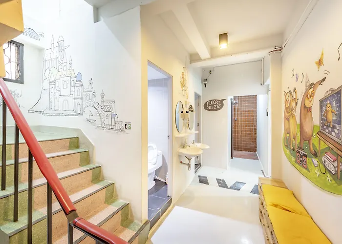Hostel Sloth Bangkok